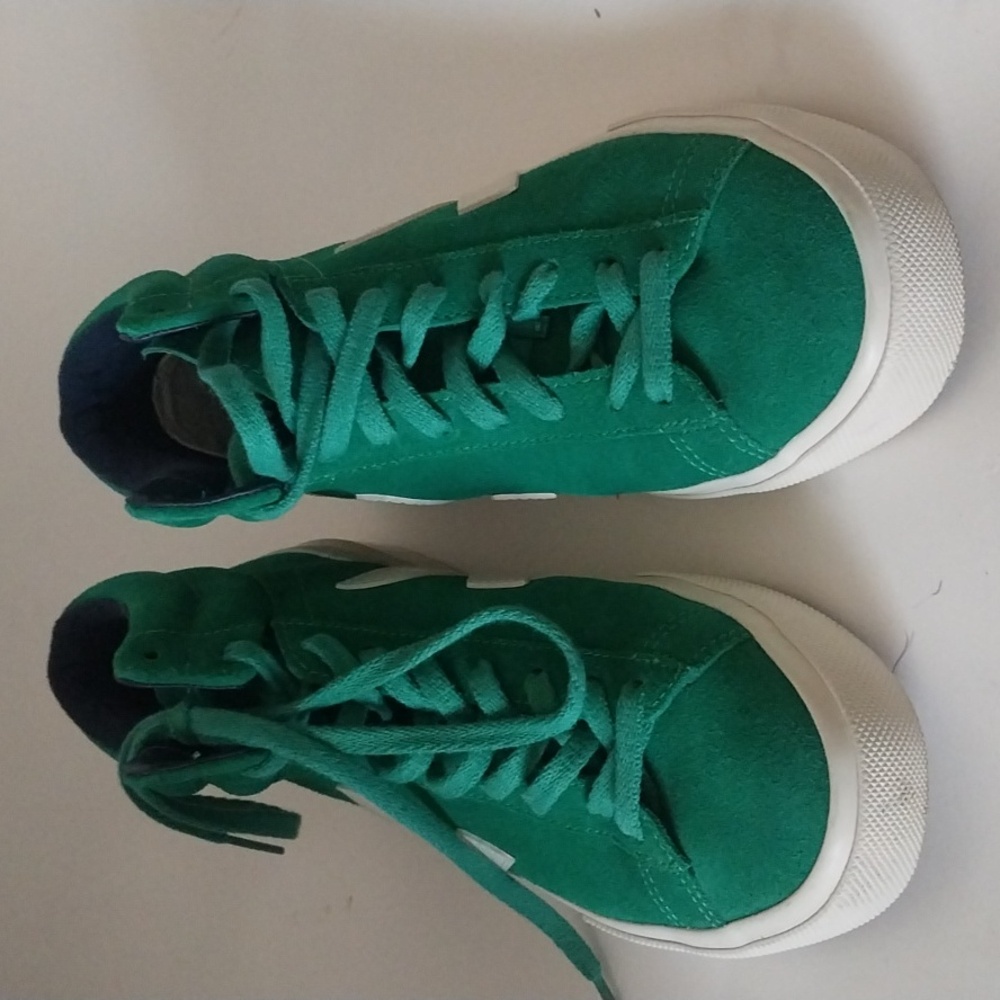 Veja Minotaur  Suede High Top Women 9